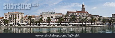 
                Kroatien, Split, Uferpromenade                   