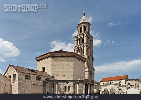 
                Split, Sankt Domnius                   