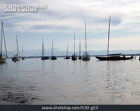
                Segelboot, Starnberger See                   