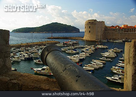 
                Dubrovnik, Kanonenrohr, Verteidigungsanlage                   