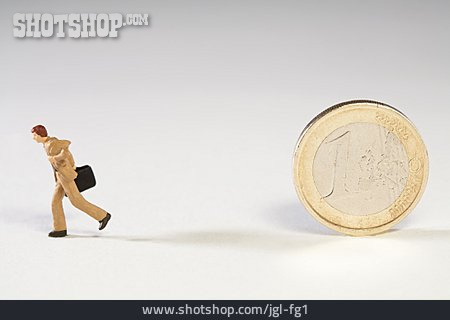 
                Euro, Steuerflucht                   