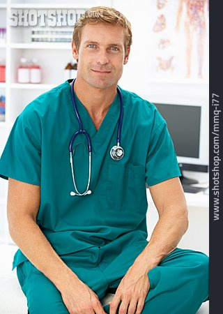 
                Mann, Gesundheitswesen & Medizin, Stethoskop                   