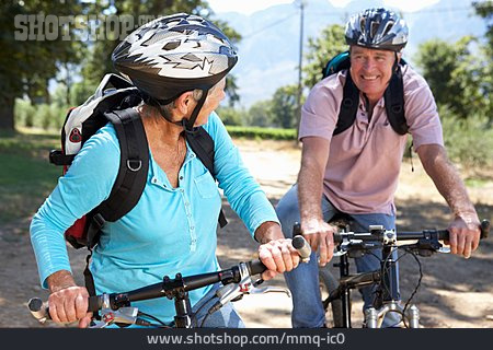 
                Radfahren, Fahrradtour, Ehepaar                   