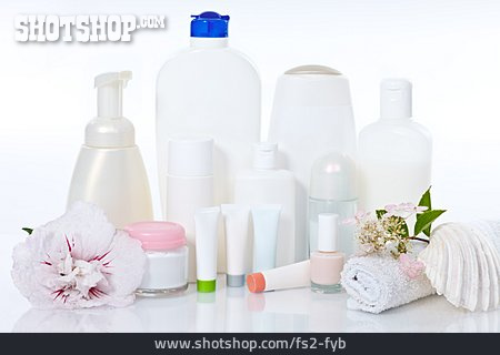 
                Behälter, Pflegeprodukte, Kosmetikartikel                   
