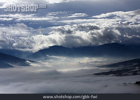 
                Wolke, Gebirge, Nebelmeer                   