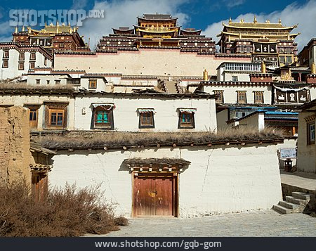 
                Tempel, Tibet, Klosteranlage, Ganden Sumtseling                   
