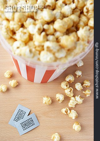 
                Kino, Popcorn, Kinobesuch                   