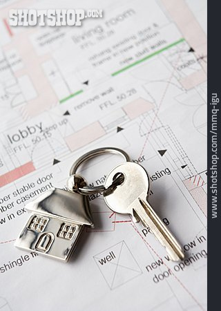 
                Schlüssel, Haustürschlüssel, Wohnungsschlüssel, Wohnungsgrundriss                   