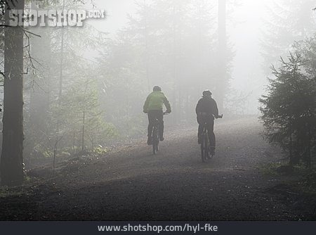 
                Nebel, Radfahrer, Mountainbike                   