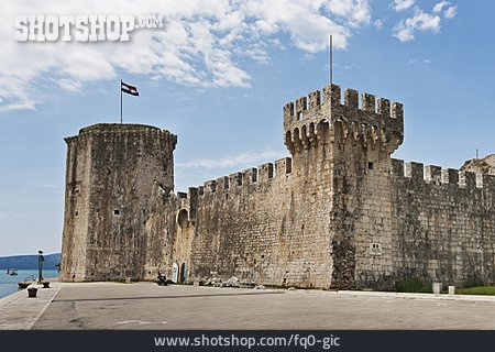 
                Dalmatien, Festungsanlage, Trogir                   