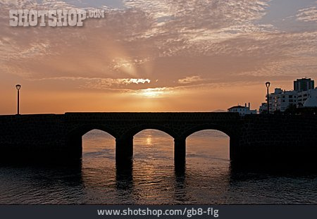 
                Brücke, Lanzarote, Arrecife                   