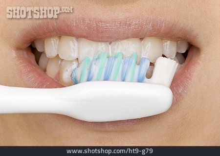 
                Zähne Putzen, Zahnpflege, Zahnreinigung                   