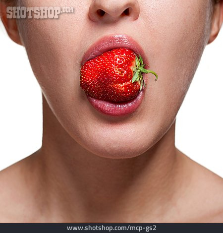 
                Frau, Erdbeere, Mund                   
