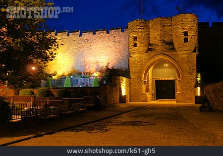 
                Stadtmauer, Lincoln, Lincolnshire                   