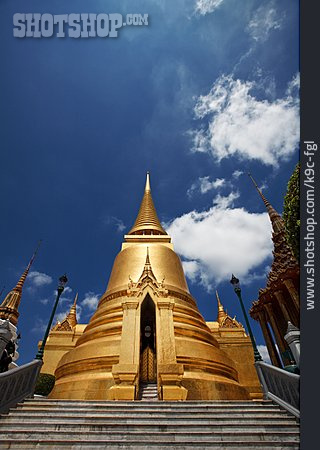 
                Tempel, Wat Phra Kaeo, Phra Sri Rattana Chedi                   