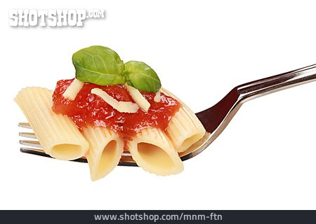 
                Pasta, Tomatensauce, Italienische Küche                   
