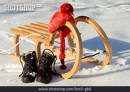 
                Wintersport, Holzschlitten                   