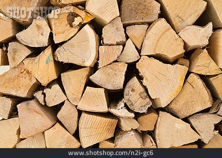
                Holzstapel, Feuerholz, Holzstoß                   