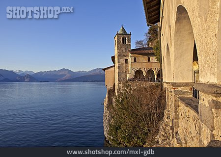 
                Lago Maggiore, Santa Caterina Del Sasso                   
