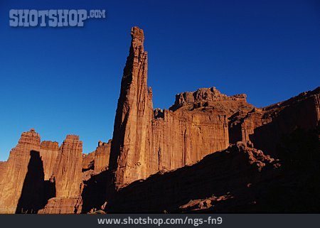 
                Felsformation, Felsturm, Fisher Towers                   