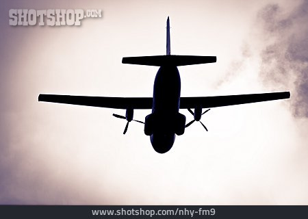 
                Flugzeug, Silhouette, Propellerflugzeug                   
