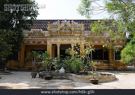 
                Vietnam, Hoi An, Cam Pho Haus                   