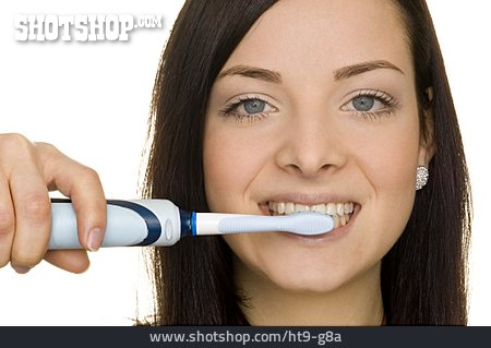 
                Zähne Putzen, Zahnpflege, Elektrische Zahnbürste                   
