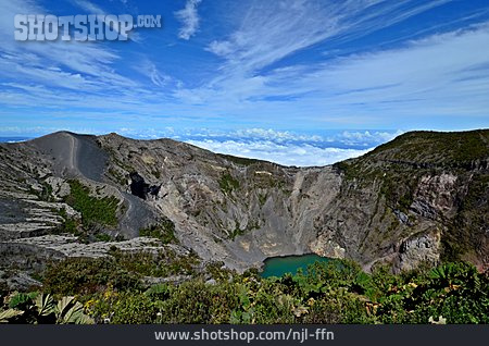 
                Vulkan, Kratersee, Costa Rica, Irazu                   