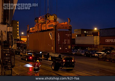 
                Hamburg, Container, Frachthafen                   