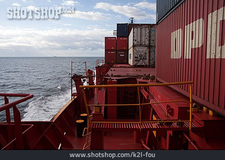 
                Unterwegs, Container, Containerschiff                   