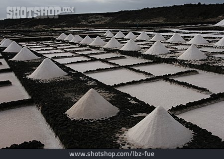 
                Salzgewinnung, Saline, Salinas De Janubio                   