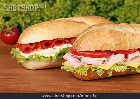 
                Belegtes Brötchen, Sandwich                   