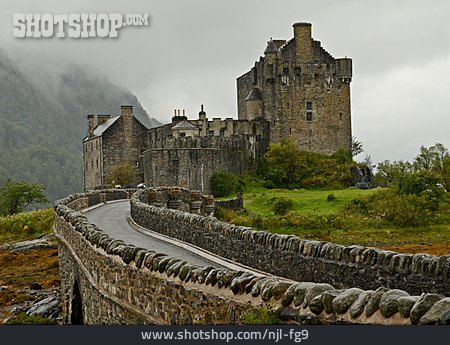 
                Mystisch, Schottland, Eilean Donan Castle                   