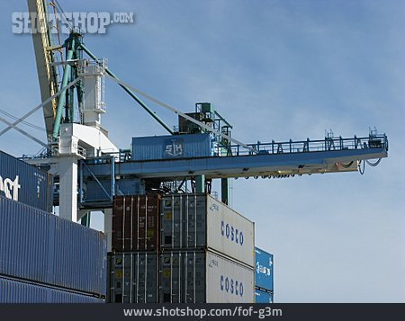 
                Hafenkran, Containerkran, Containerbrücke                   