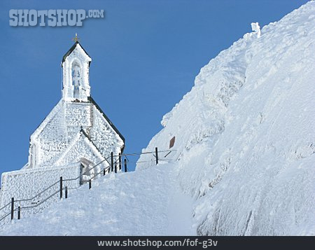 
                Winterlandschaft, Kapelle, Eingeschneit                   