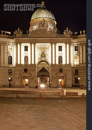 
                Beleuchtet, Residenz, Wiener Hofburg                   