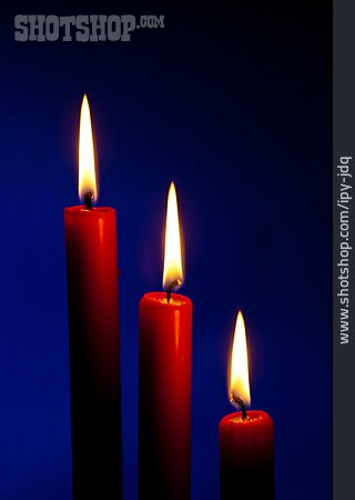 
                Kerze, Kerzenlicht                   