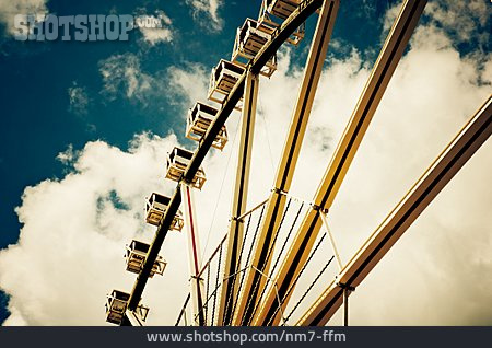 
                Riesenrad                   