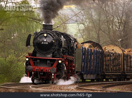 
                Historisches Fahrzeug, Dampflok, Güterzug                   