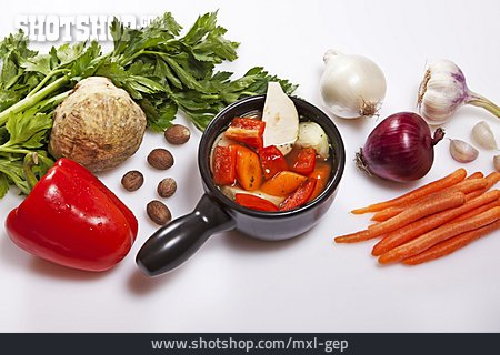 
                Spices & Ingredients, Vegetable Broth, Soup Bowl                   