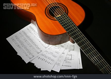 
                Notenblatt, Gitarre                   