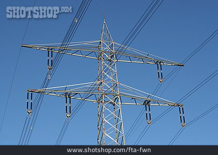 
                Strommast, Hochspannungsmast, Hochspannungsleitung                   