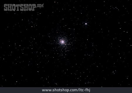 
                Astronomie, Sternhaufen, Messier 5, Kugelsternhaufen                   