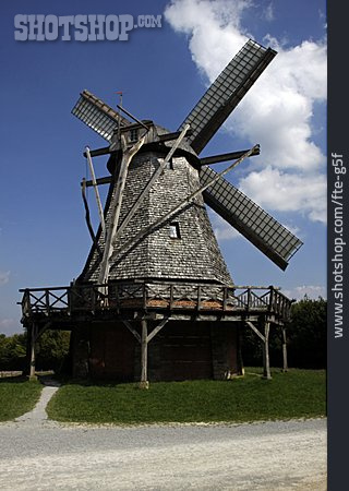 
                Windmühle, Bockwindmühle                   