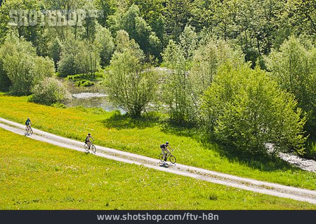
                Fahrradfahrer, Mountainbiker, Fahrradtour                   