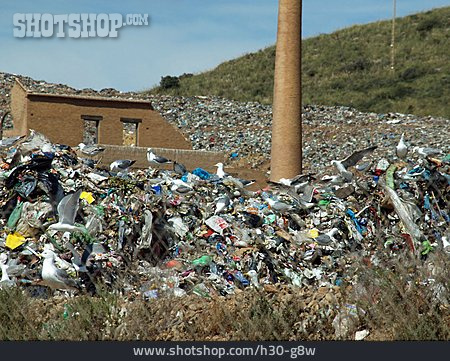 
                Müllhalde, Mülldeponie                   