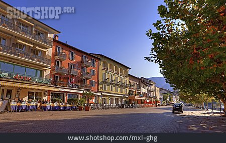 
                Ascona, Lungolago                   
