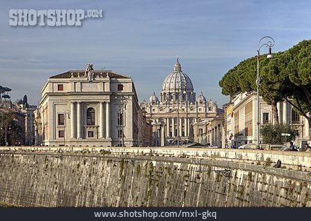 
                Rom, Petersdom, Vatikanstadt                   