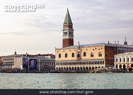 
                Venedig, Dogenpalast, San Marco, Markusturm                   