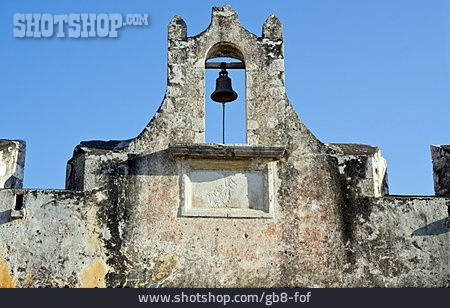 
                Glocke, Campeche, Fort San Miguel                   